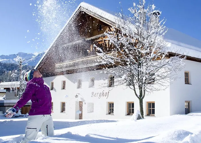 Berghof * ニーダートハイ